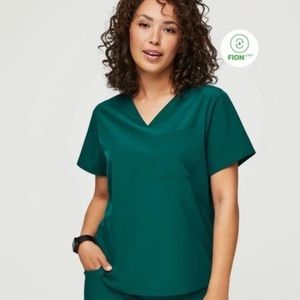 Like New Figs Amazon Green FIONlite Sokone